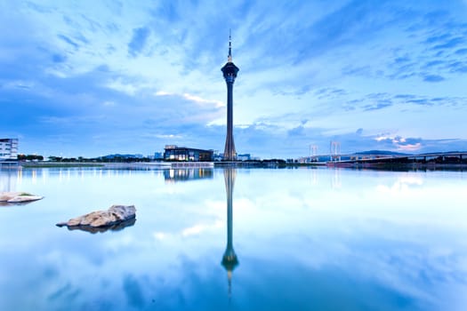 Macau sunset along pond