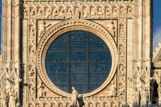 Rose window on the front side of the cathedral