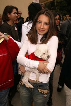 Vanessa Lengies at the launch of Last Chance for Animals' "Pets & Celebrities" at Pet Mania, Burbank, CA 11-15-03