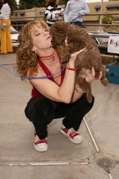 Linda Blair at the launch of Last Chance for Animals' "Pets & Celebrities" at Pet Mania, Burbank, CA 11-15-03