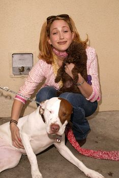 Jennifer Blanc at the launch of Last Chance for Animals' "Pets & Celebrities" at Pet Mania, Burbank, CA 11-15-03