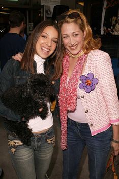 Vanessa Lengies and Jennifer Blanc at the launch of Last Chance for Animals' "Pets & Celebrities" at Pet Mania, Burbank, CA 11-15-03