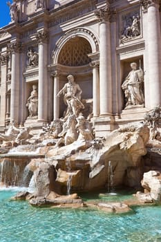 Fountain di Trevi - most famous fountain in Rome, Italy