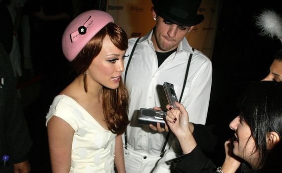 Hilary Duff
at the AirParty Hollywood Halloween Bash to benefit the Trevor Project. Henson Studios, Los Angeles, CA. 10-30-05