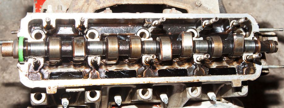 camshaft car with the cover off the cylinder head 