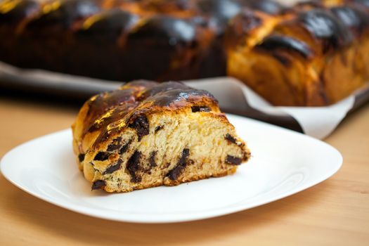 Sweat bread with raisins, chocolate chips and wallnuts