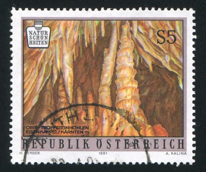 AUSTRIA - CIRCA 1991: stamp printed by Austria, shows stalactites, circa 1991