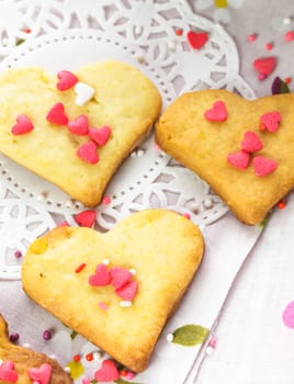 Cookie as a heart shaped valentine decor on the table