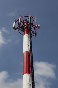 Communication antenna