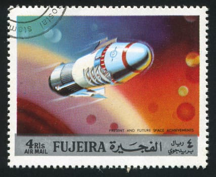 FUJEIRA - CIRCA 1991: stamp printed by Fujeira, shows spacecraft, circa 1991