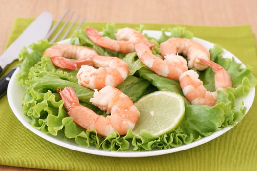 salad with shrimps