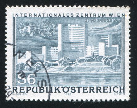 AUSTRIA - CIRCA 1979: stamp printed by Austria, shows Donaupark, United Nations Industrial Development Organization and nternational Atomic Energy Agency Emblems, circa 1979