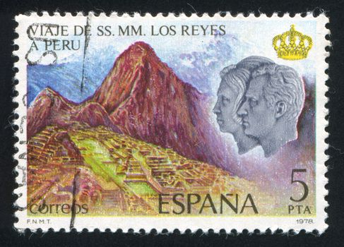SPAIN - CIRCA 1978: stamp printed by Spain, shows King Juan Carlos I, Queen Sofia and Machu Picchu, circa 1978