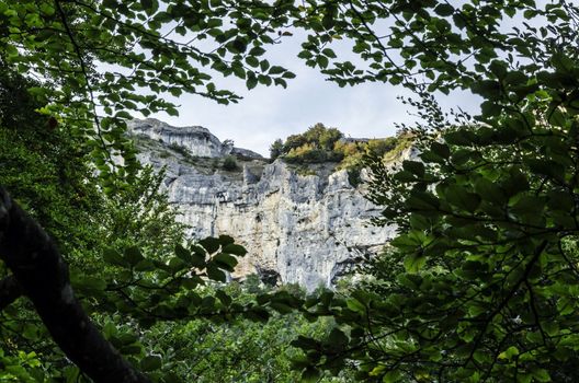 White rocks in to the mountain.