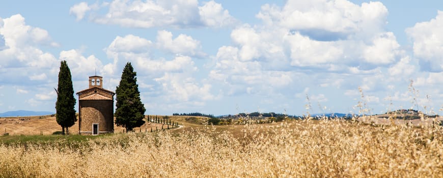 Cappella di Vitaleta (Vitaleta Church), Val d'Orcia, Italy.  The most classical image of Tuscan country.