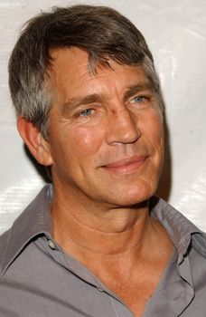 Eric Roberts
at the In Defense of Animals Benefit Concert. Paramount Theater, Hollywood, CA. 02-17-07