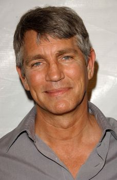 Eric Roberts
at the In Defense of Animals Benefit Concert. Paramount Theater, Hollywood, CA. 02-17-07