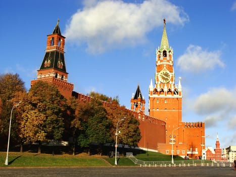 Kremlin wall and Spasskaya Tower, Moscow, Russia