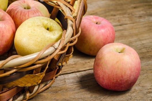 fresh apples in the basket, food closeup  