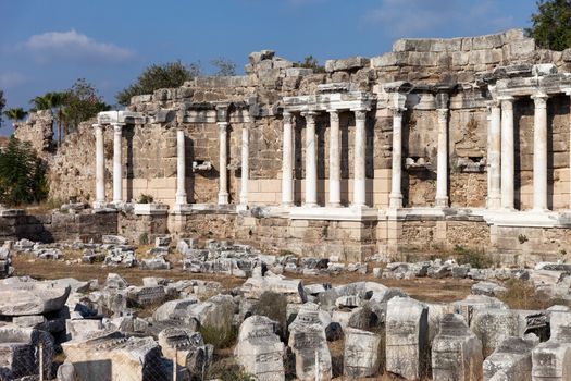 Ancient building columns at Turkey Side city ruins