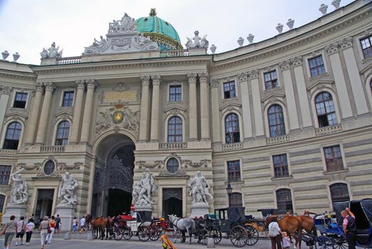 WIEN, AUSTRIA - August 8: Hofburg Imperial Palace with Heldenplatz  on August 8, 2008 in Wien, Austria