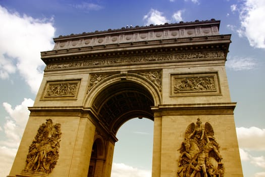Arc de Triomphe closeup