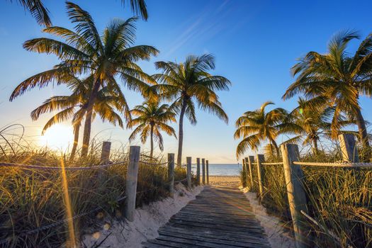 Famous passage to the beach - Key West 