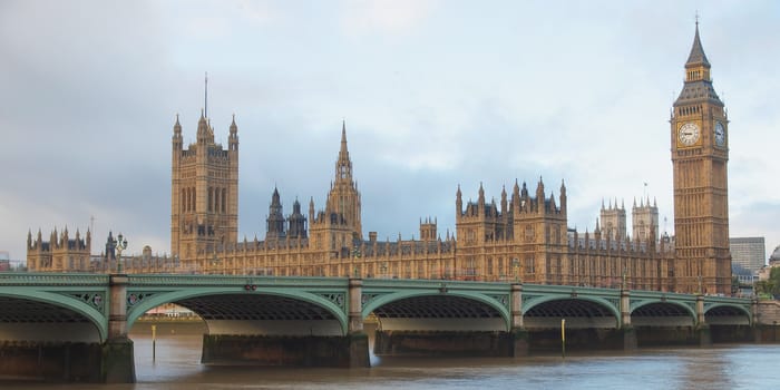 Panoramic view of the River Thames, Houses of Parliament and the Big Ben, Westminster Bridge in London
