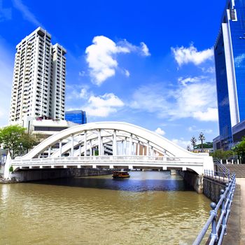 Elgin Bridge. Singapore River. Center of Singapore, Day in City.