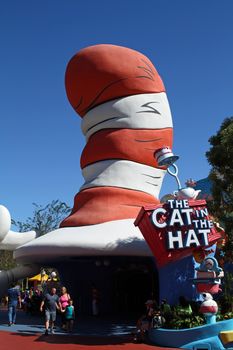 ORLANDO - OCT 25 :  Dr. Seuss Cat in the Hat in Universal Studios Islands of Adventure theme park. Taken October 25, 2013 in Orlando, FL.