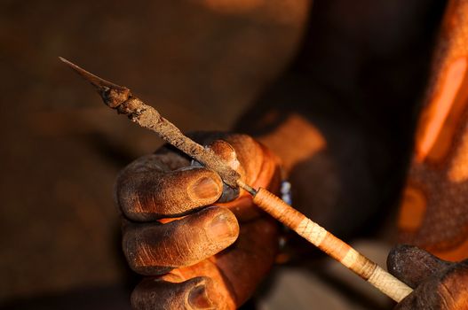 handmade arrow making from Tanzania