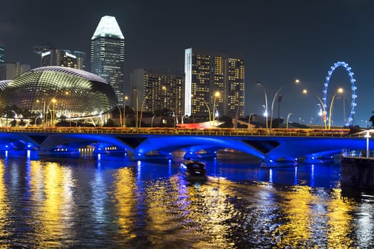 Singapore River. Esplanade Bridge and Singapore Flyer.