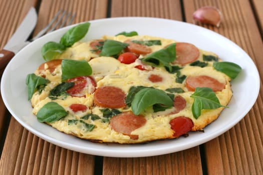 omelet with sausage