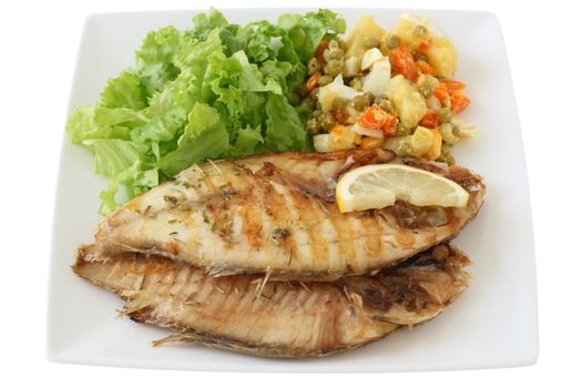 grilled fish with salad
