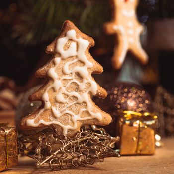 Traditional christmas gingerbread, firtree figure and bear