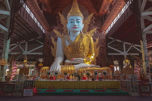 Big Buddha in "Nga Htat Gyi" Pagoda, Yangon Myanmar