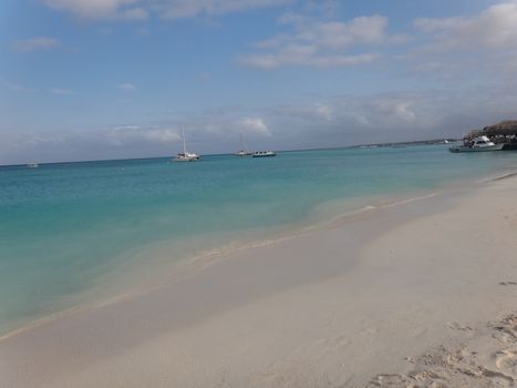 Beach vacations aruba