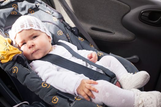 baby seat in the car, model from 0 to 12  month