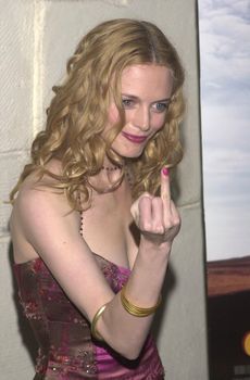 Heather Graham at the premiere of Miramax's "COMMITTED" in Westwood, 04-18-00