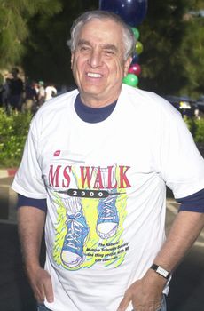 Garry Marshall at the MS Walk 2000, where the cast of "Laverne and Shirley" reunited. Burbank, 04-09-00