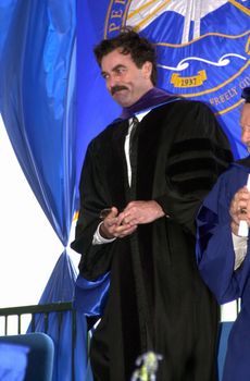 Tom Selleck at Pepperdine University in Malibu, to receive an honorary doctorate, 04-29-00