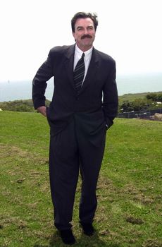 Tom Selleck at Pepperdine University in Malibu, to receive an honorary doctorate, 04-29-00