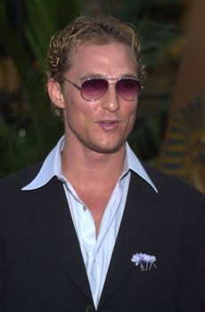 Matthew McConaughey at the Planet Hope Gala hosted by Sharon and Kelly Stone in Woodland Hills. 08-07-00