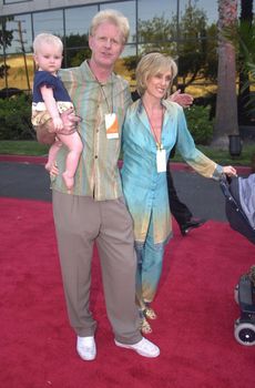 Ed Begley Jr., Rochelle Carlson and Daughter Hayden at the Planet Hope Gala hosted by Sharon and Kelly Stone in Woodland Hills. 08-07-00