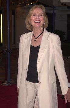 Eva Marie Saint at the premiere of "Space Cowboys" in Westwood. 08-01-00