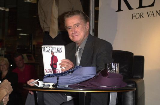 Regis Philbin at Robinson's-May in Beverly Hills to promote new clothes line. 08-23-00