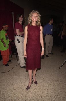 Faith Ford at the Cracked Christmas Gala benefitting the Trevor Project's gay and lesbian suicide hotline. Los Angeles, 12-03-00