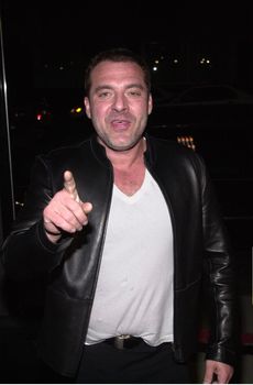 Tom Sizemore at the premiere of USA Films "Traffic" in Beverly Hills, 12-14-00