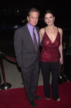 Michael Douglas and Catherine Zeta-Jones at the premiere of USA Films "Traffic" in Beverly Hills, 12-14-00