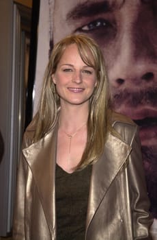 Helen Hunt at the premiere of 20th Century Fox's "Cast Away" in Westwood, 12-07-00